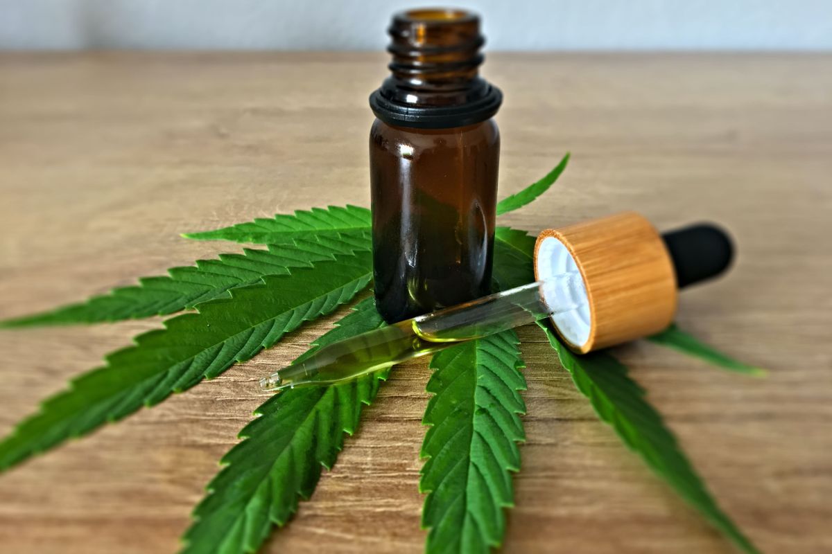 Care sunt beneficiile uleiului de cannabis